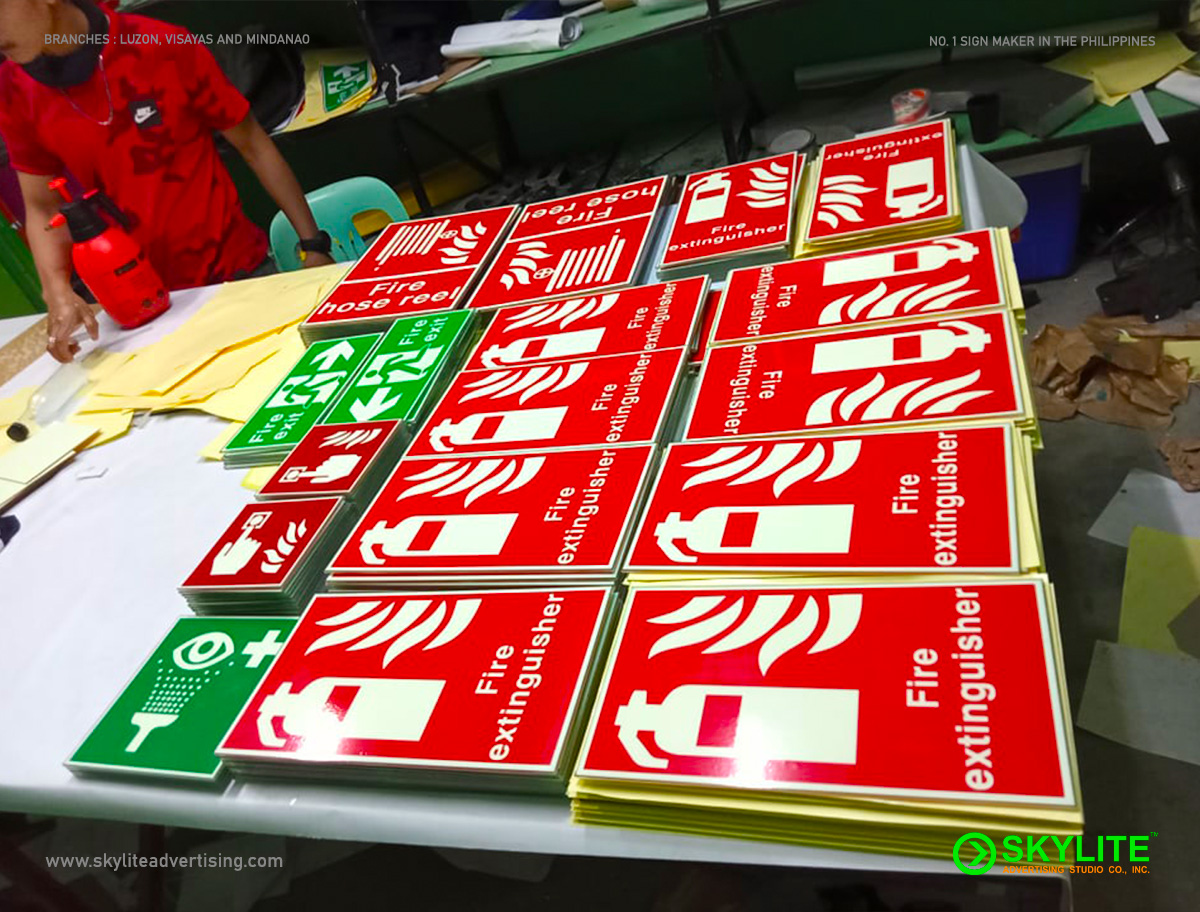 Luminous Sticker Printing Philippines - Volume Luminos Sticker Printing 01 signage image