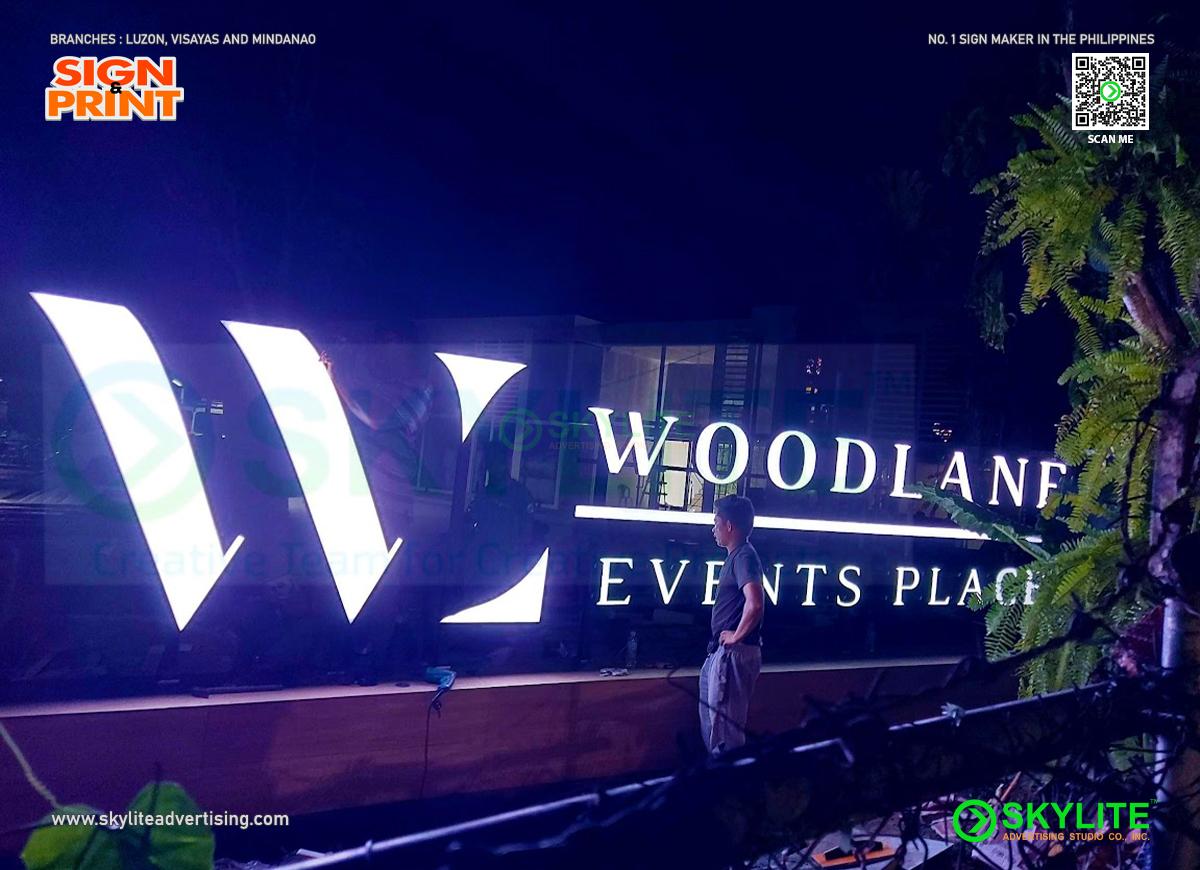 Acrylic Signage Maker